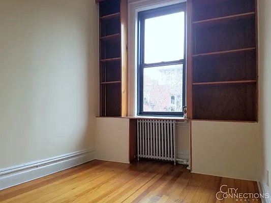 Rented by City Connections Realty | media 19