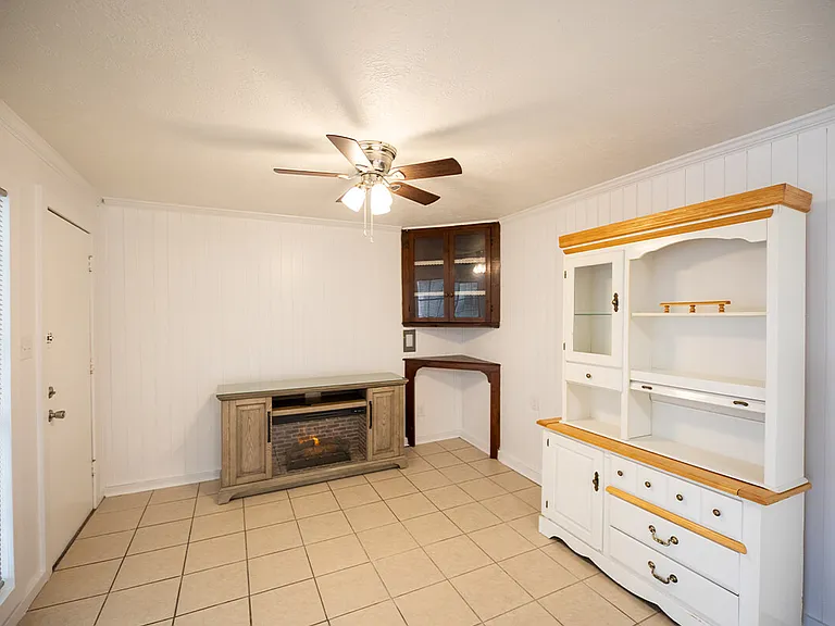 1208-18TH-STREET-dining_11172023