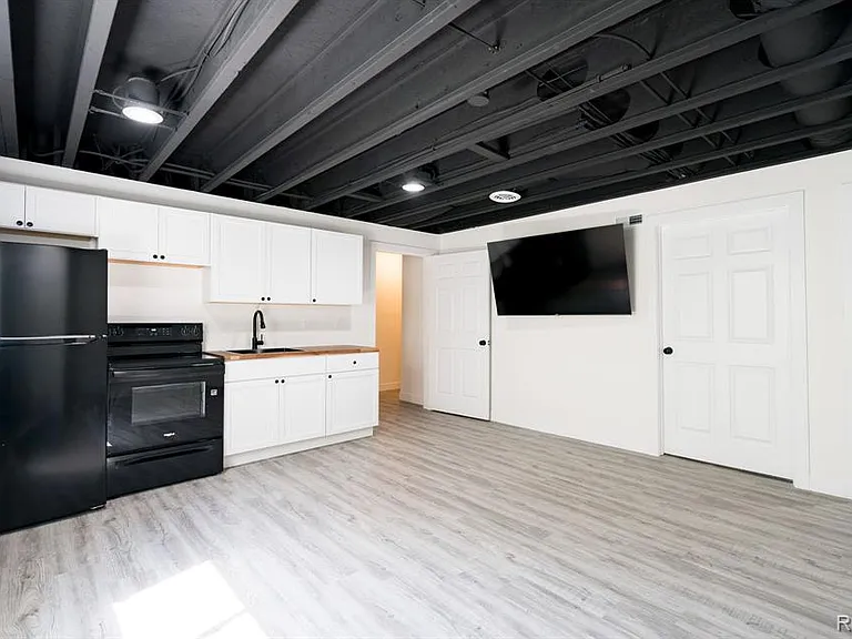 425 Knollwood Dr — Photo 25