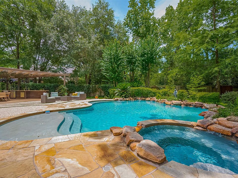 1st image of 7 Peaceful Canyon Ct