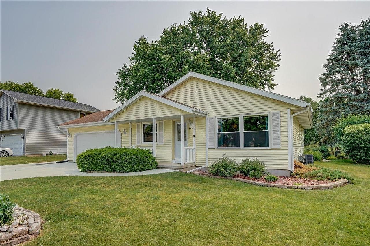 621 South Walker Way, Sun Prairie, WI 53590 Zillow