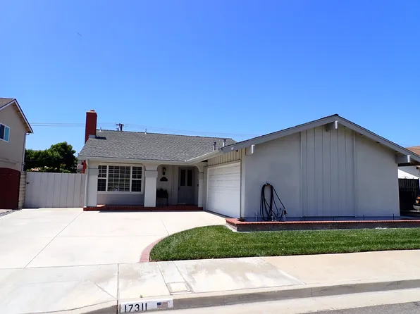 17311 Kristopher Ln, Huntington Beach, CA 92647
