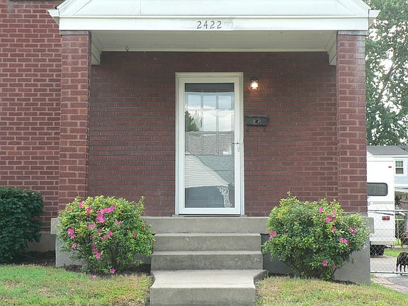 4th image of 2422 Mount Claire Ave