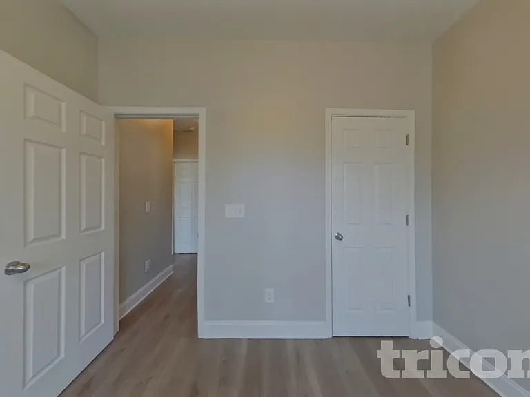 110 Darian Dr — Photo 12