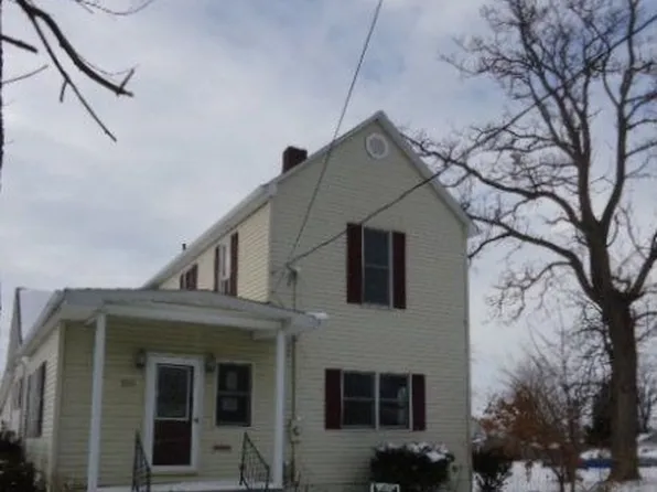 120 2nd St, Shelby, OH 44875