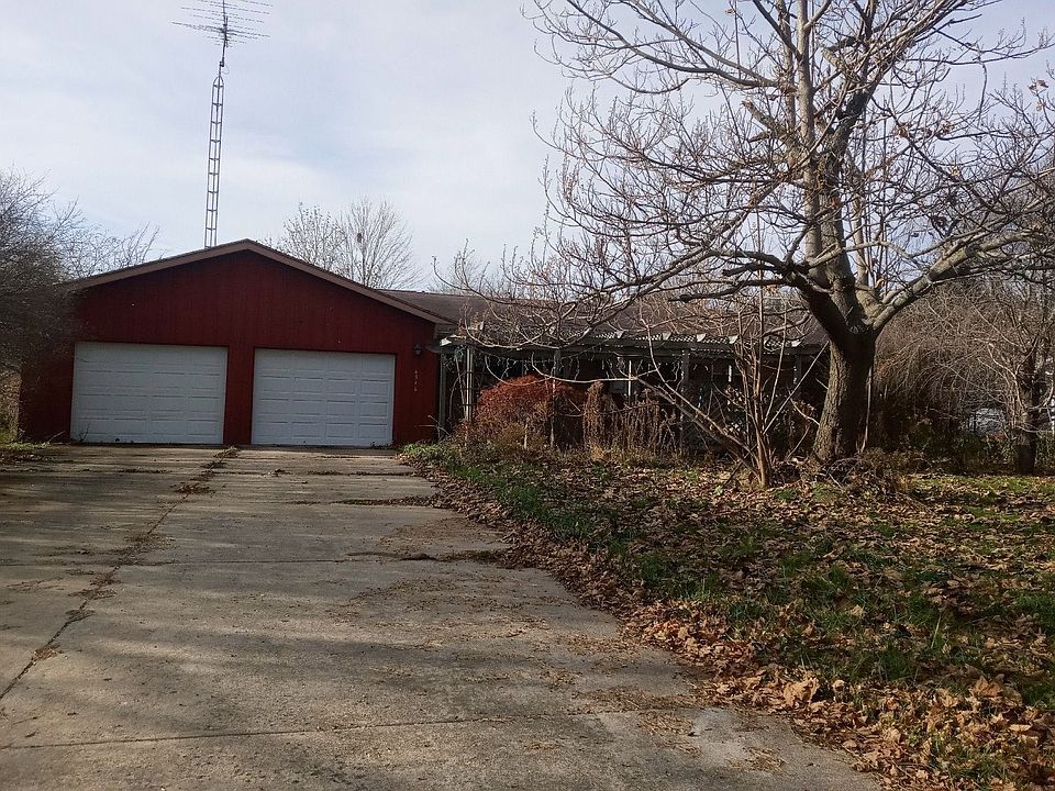 6346 1st St, Mayville, MI 48744 Zillow