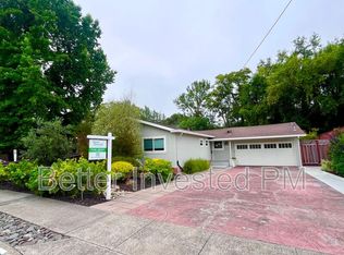 5322 Gold Dr, Santa Rosa, CA 95409