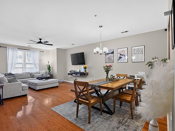 5th image of 126 Dunlin Ln Unit 126
