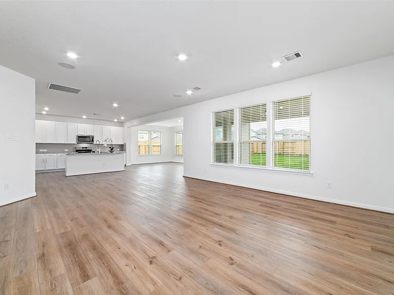 7731 Coral Key Dr — Photo 11