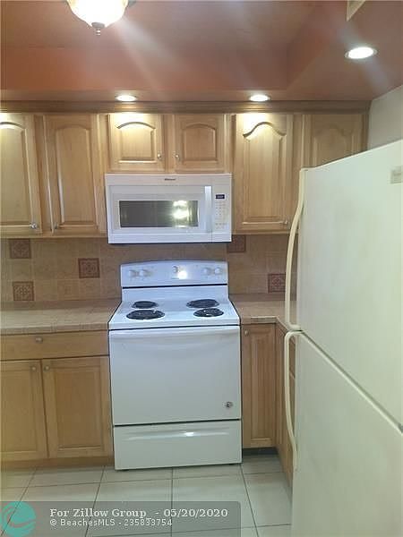1st image of 9440 Tangerine Pl APT 105