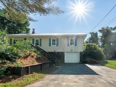 55 Old Brattleboro Road, Hinsdale, NH, 03451