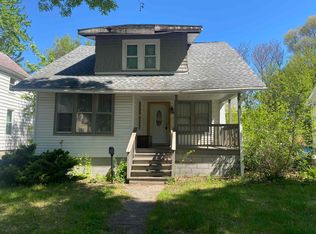 2129 2nd St, Bay City, MI 48708