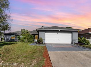 857 Gillen Ave NW, Palm Bay, FL 32907