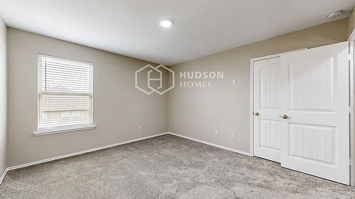 218 Thoroughbred St — Photo 25
