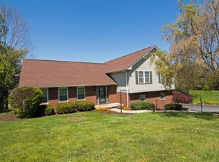 250 Sunshine Dr., Lewisburg, WV 24901