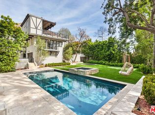 2341 Nottingham Ave, Los Angeles, CA 90027