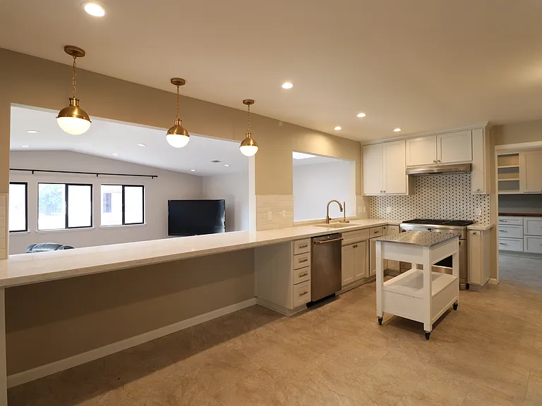 565 Clubhouse Dr — Photo 12
