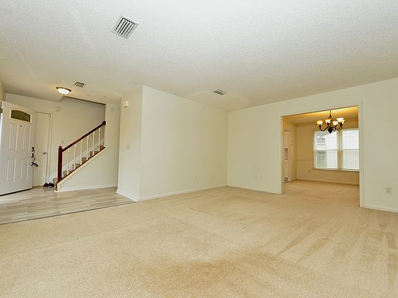3rd image of 1445 Collingswood Trl