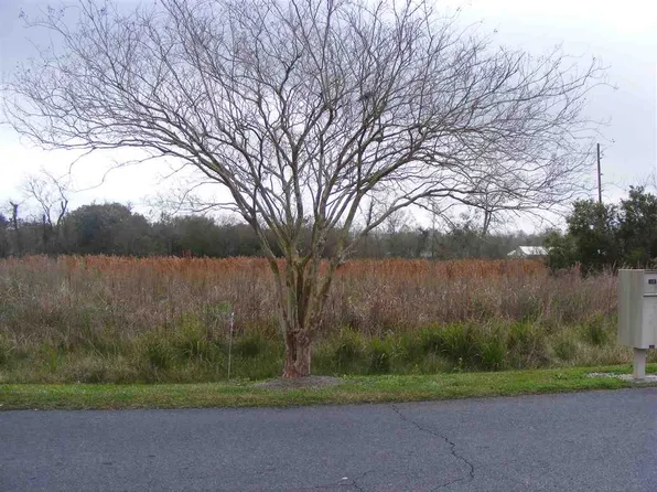 2 W 134th Pl, Cut Off, LA 70345