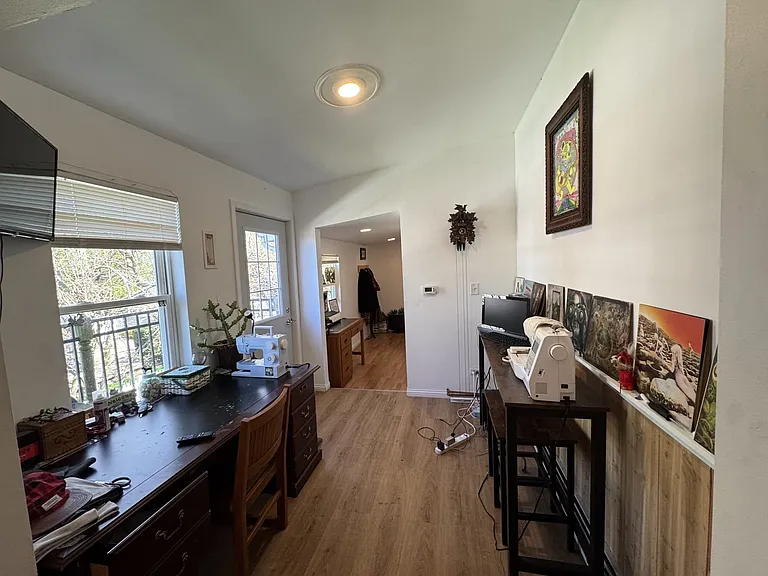 218 S Church St #4 — Photo 9