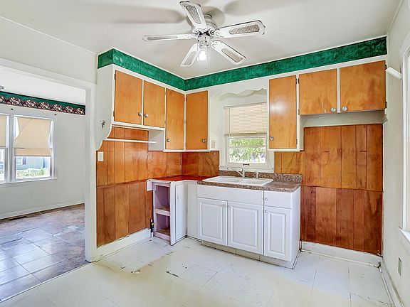 5th image of 256 Southard Dr