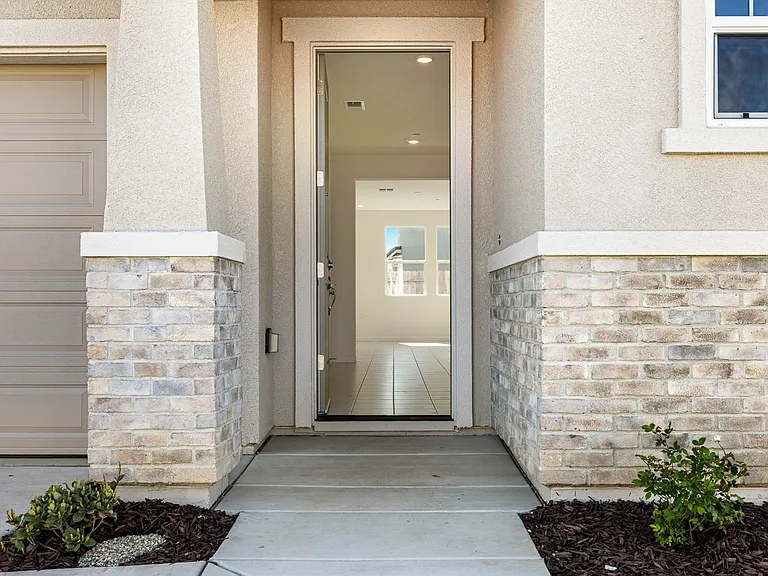 6547 E Madison Ave — Photo 5