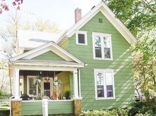 1016 W 4th St, Dixon, IL 61021