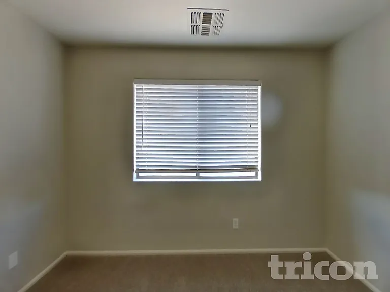 42614 W Venture Rd — Photo 15