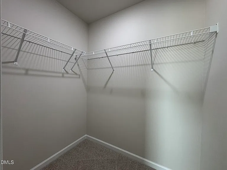 101 Klamath Dr — Photo 28
