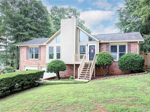 45 Skyview Cir, Cartersville, GA 30120