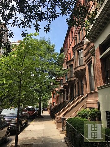 1st image of 315 W 76th St APT 3