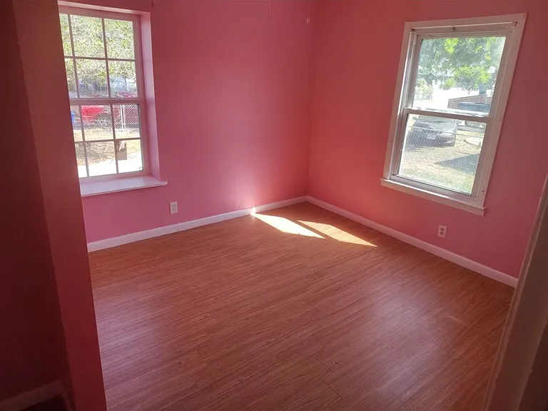 1305 Melbourne Dr #1 — Photo 3