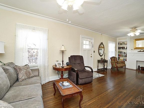 5th image of 3206 Griesmer Ave