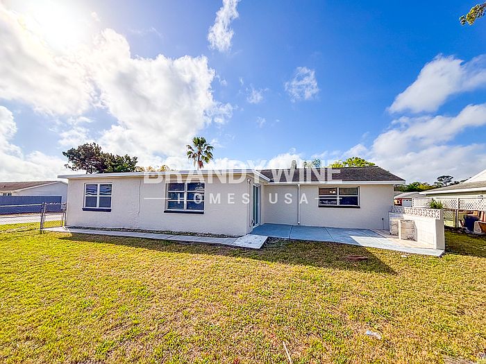 1st image of 6135 Seabreeze Dr