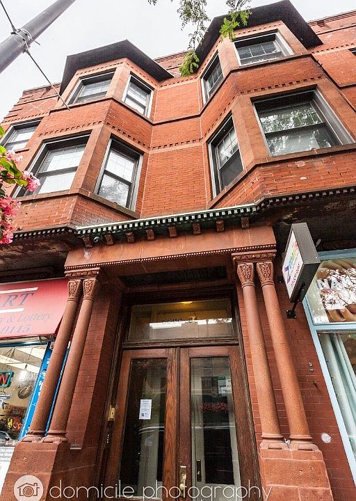 1st image of 2256 N Lincoln Ave #2