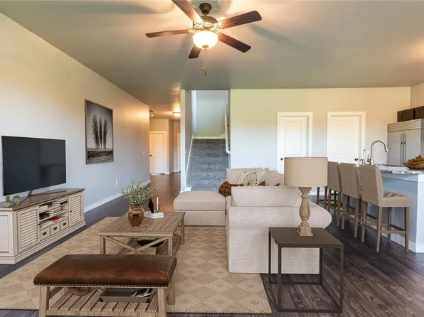 14350 Meadow Ridge Ln, Edmond, OK 73025