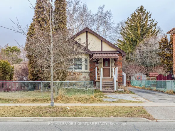 290 Coronation Dr, Toronto, ON M1E 2J6