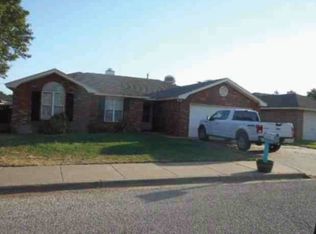 1431 5th St, Shallowater, TX 79363