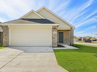 423 Sussex Dr, Everman, TX 76140