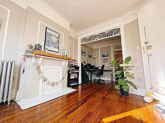 3rd image of 891 Saint Johns Pl APT 3L