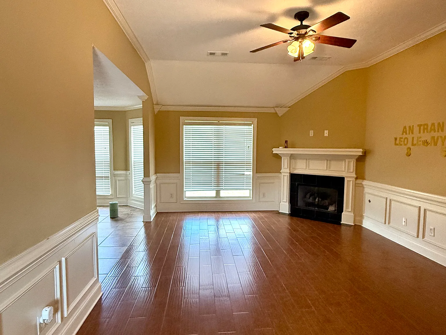 3 bed, 1497 sqft, $1,800 — Photo 1