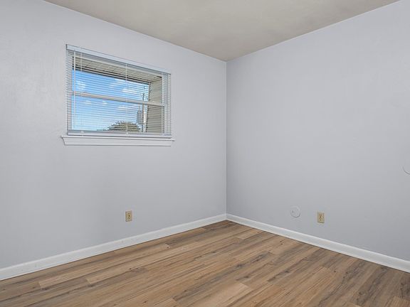 5th image of 9549 5th Bay St APT 4