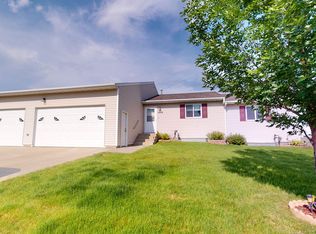 2018 Lakeside St, Minot, ND 58703