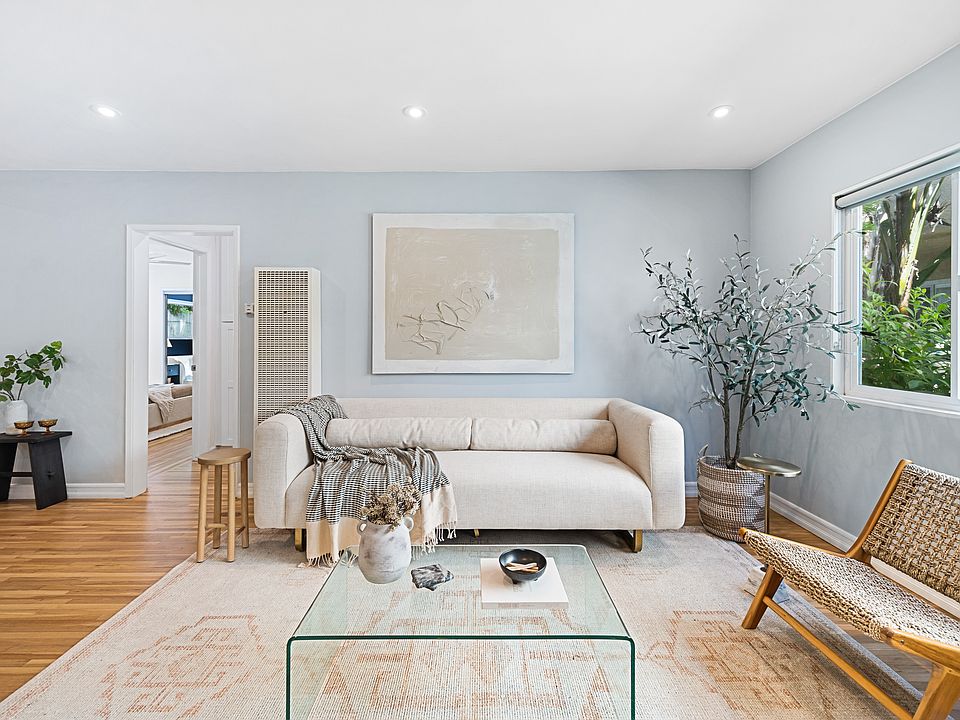 1st image of 2625 4th St #2