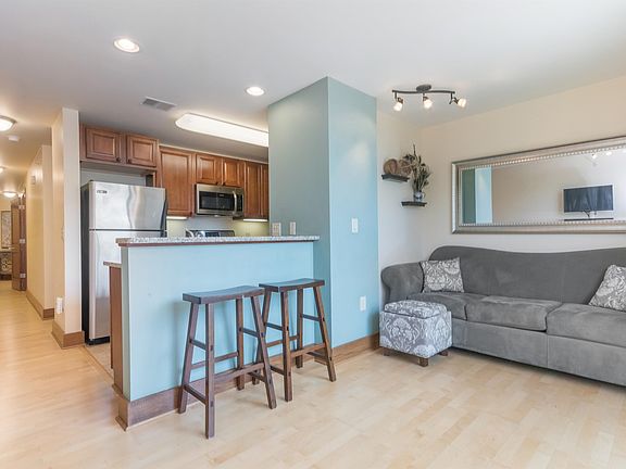 4th image of 333 W Mifflin St Unit 3170