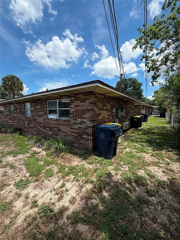 1 bed, 1.0 bath, 564 sqft, $950 — Photo 3