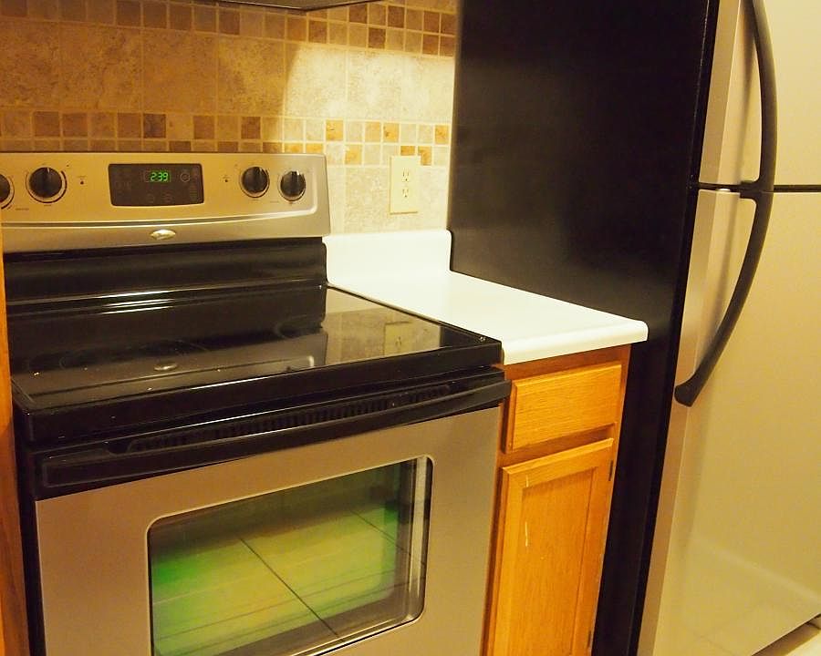 Kitchen - Stove and Refrigerator