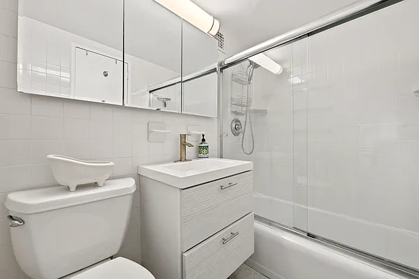 Sold by Douglas Elliman | media 7