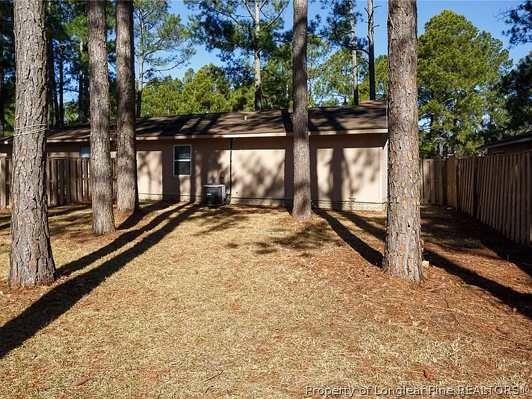 613 Mosswood Ln — Photo 13