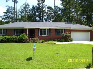 2321 Riverhill Dr, Valdosta, GA 31602
